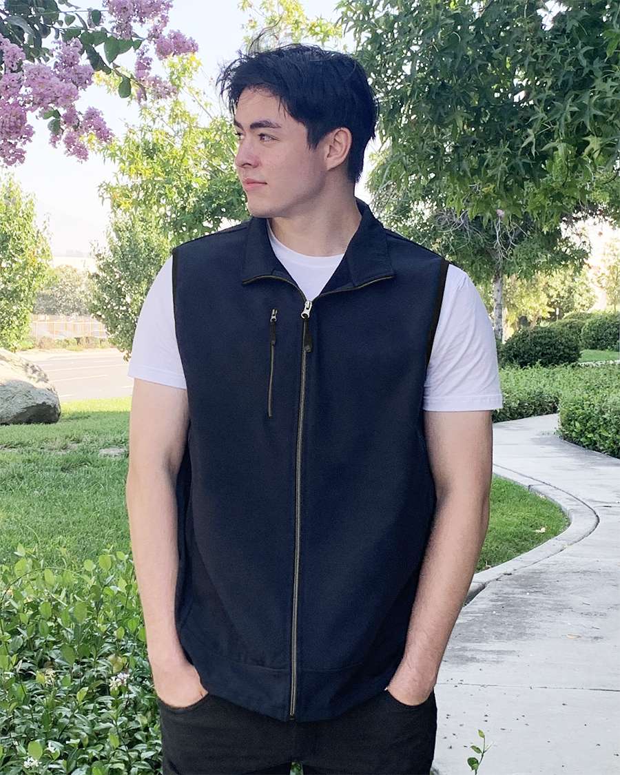 UJOH ZIP Slit Vest ブラック UJOH ZIP Slit Vest ブラック